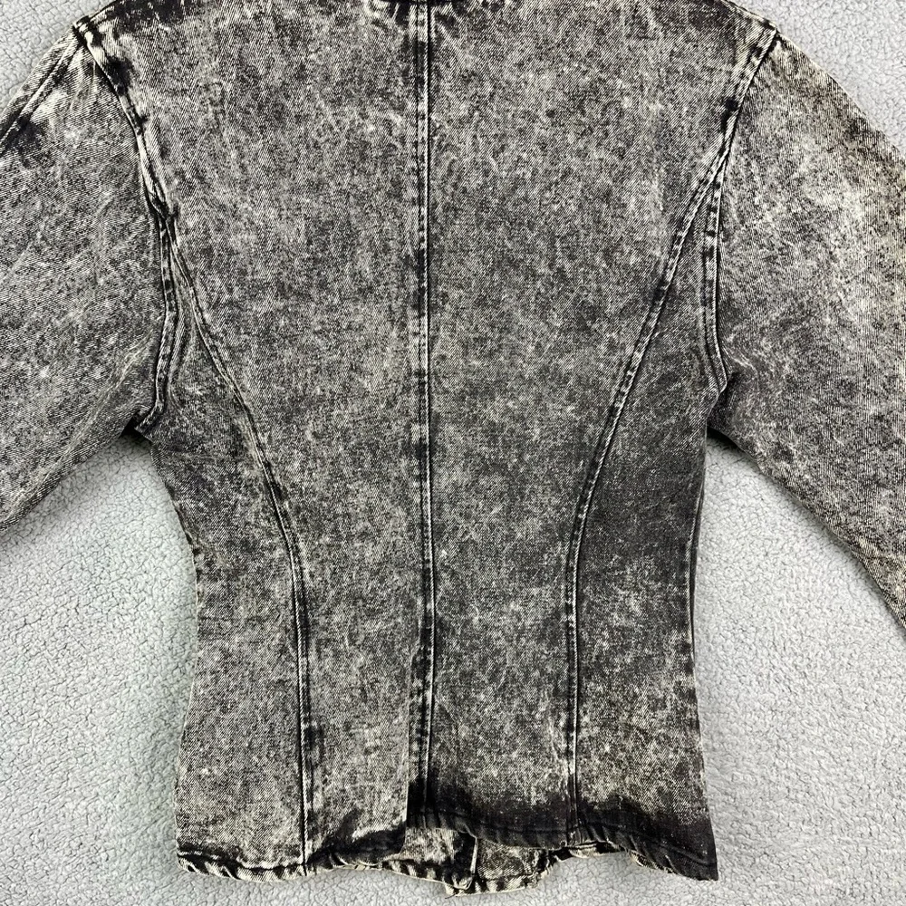 Vintage Acid Wash Gray Denim Jacket - Picture 10 of 10